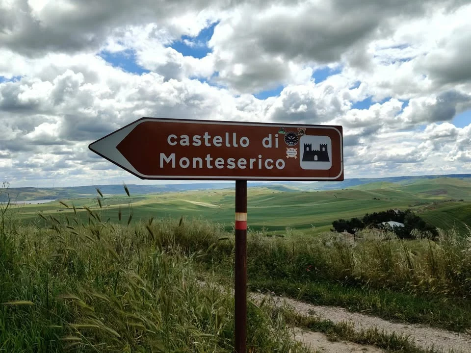 Escursione nel territorio di Genzano di Lucania:
Anello di monte Serico.